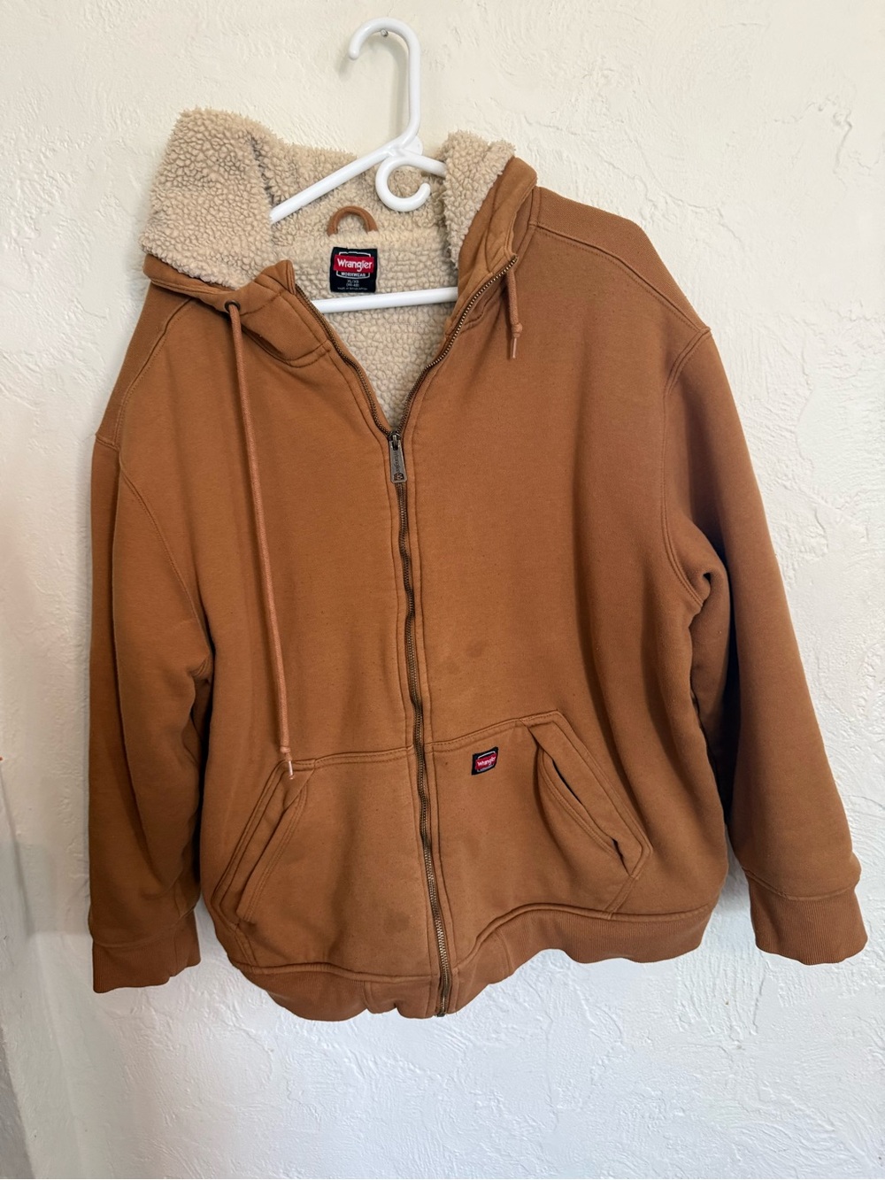 Wrangler Workwear Men’s XL Sherpa-Lined Full Zip Hoodie Brown Jacket